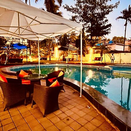 Summer Beach Resort, Goa - #Near Baga Beach #Swimming Pool #Garden #Bar #Lift #Premium Rooms #Property Of The Year #70565-84665 Calangute Esterno foto