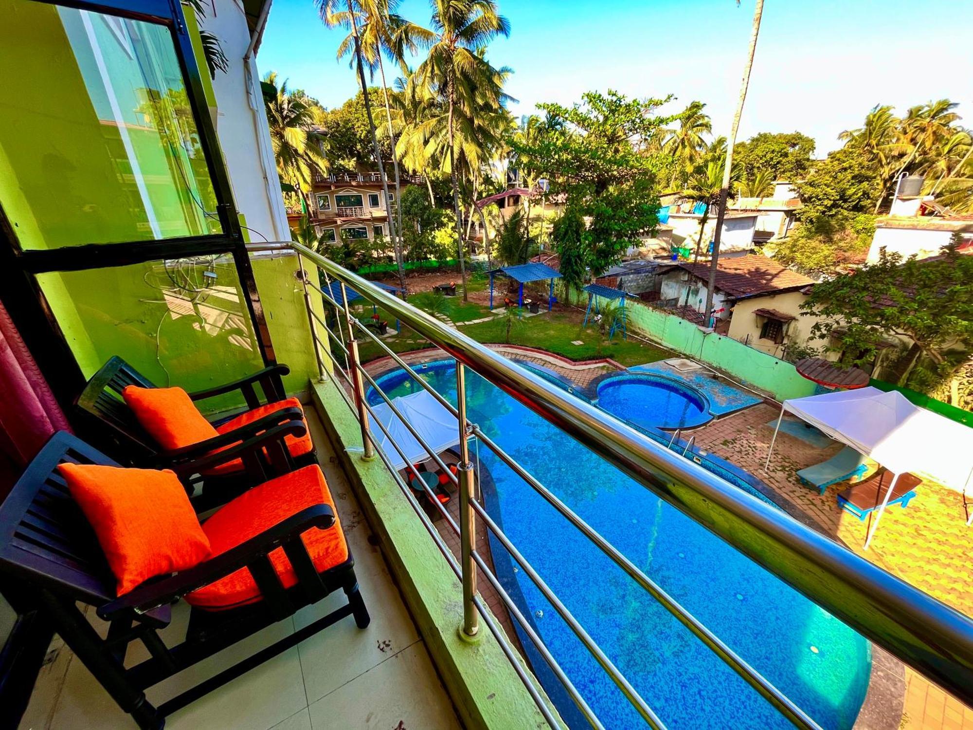 Summer Beach Resort, Goa - #Near Baga Beach #Swimming Pool #Garden #Bar #Lift #Premium Rooms #Property Of The Year #70565-84665 Calangute Esterno foto