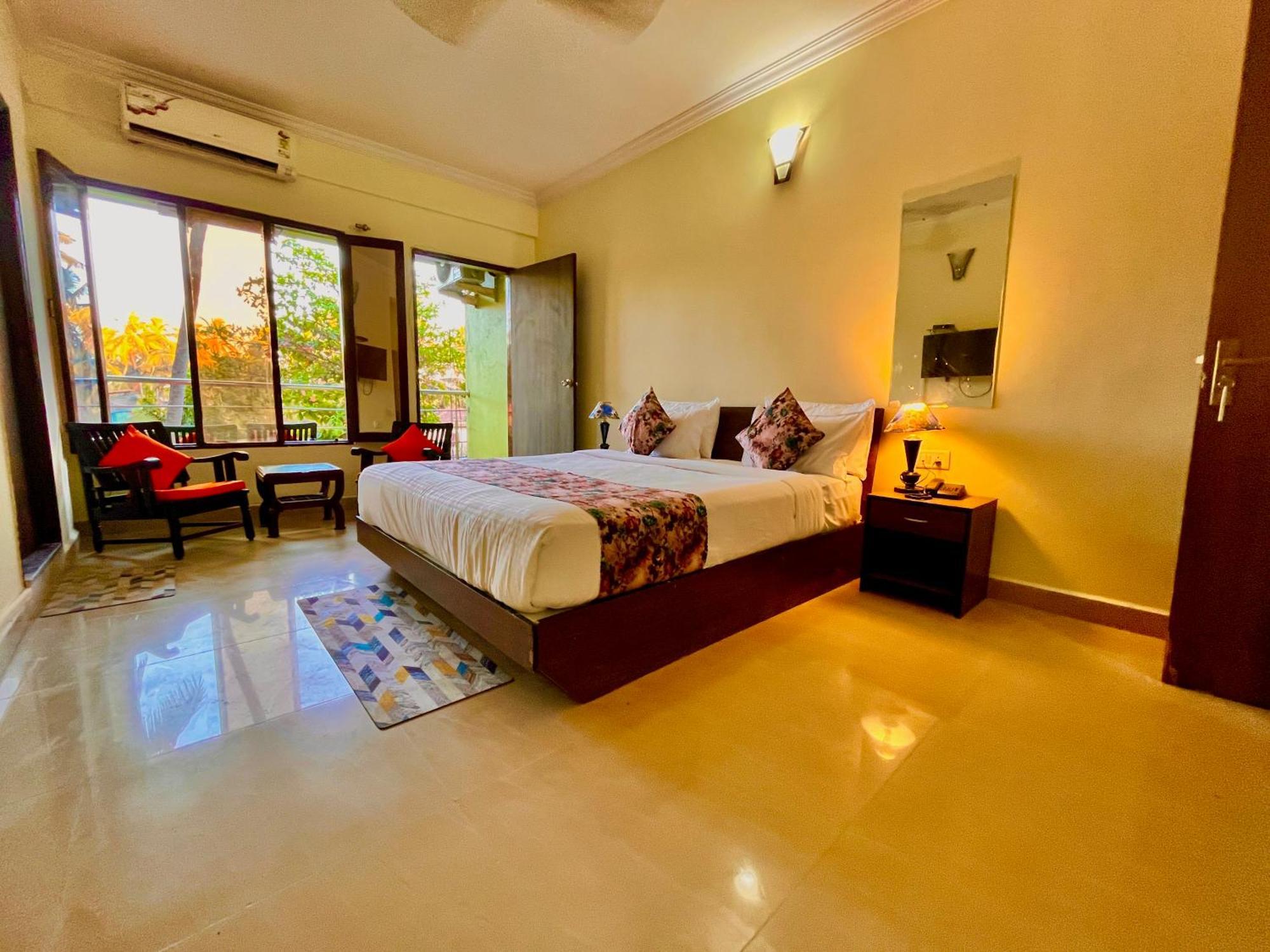 Summer Beach Resort, Goa - #Near Baga Beach #Swimming Pool #Garden #Bar #Lift #Premium Rooms #Property Of The Year #70565-84665 Calangute Esterno foto